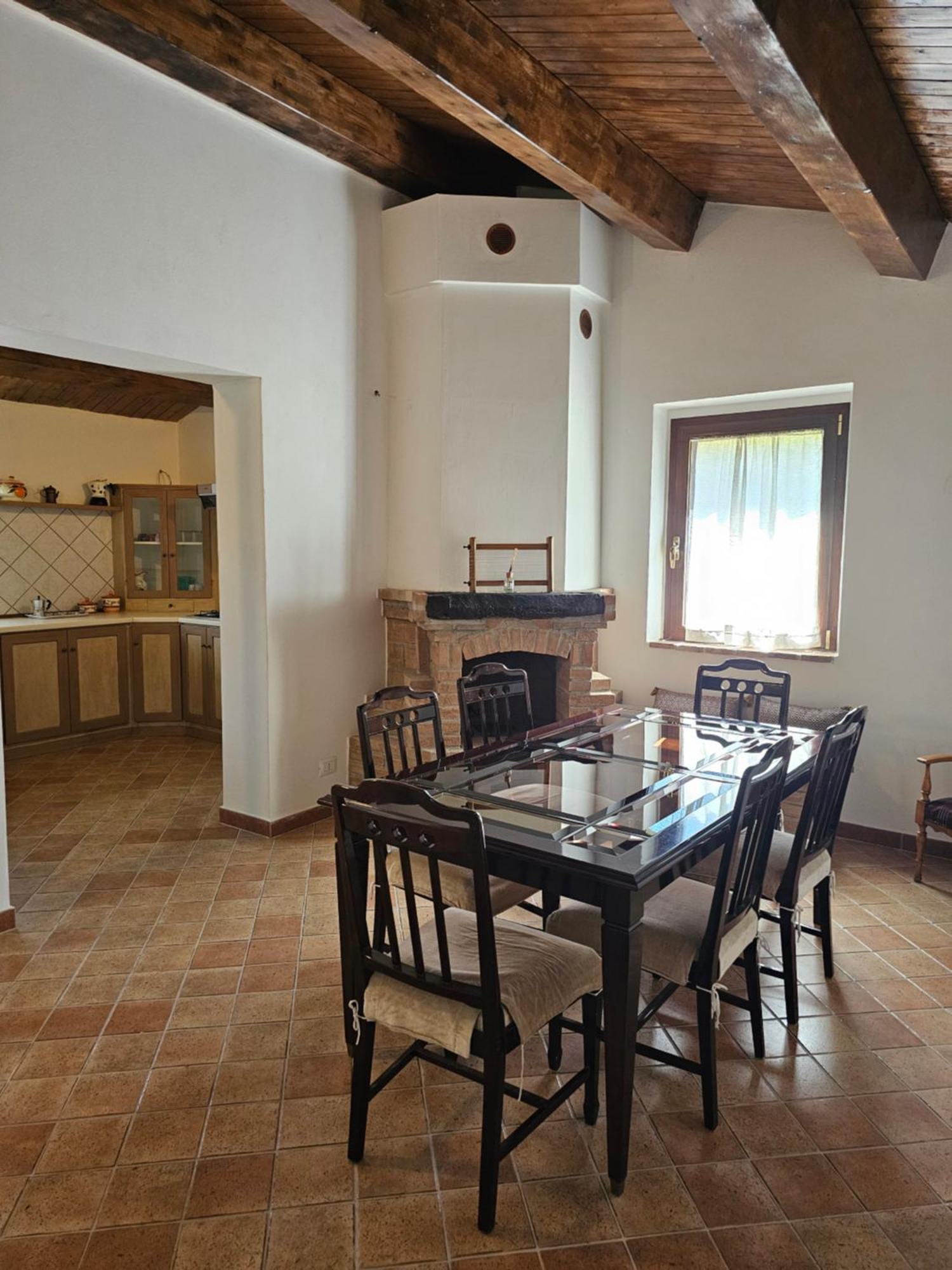 La Rosa Dei Venti - Country House Fossato di Vico Exterior photo